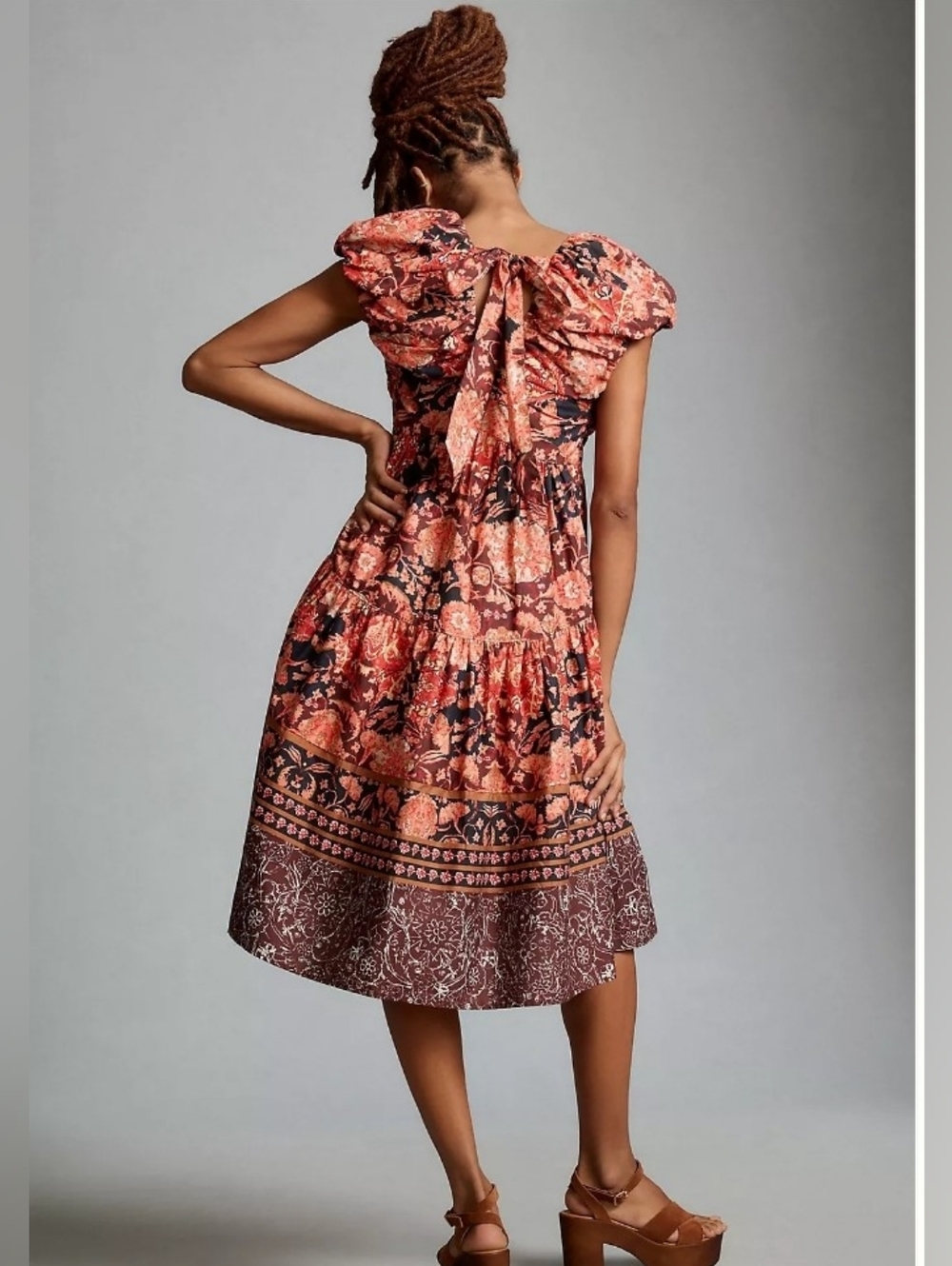 Rust Floral V‑Neck Tiered Midi Dress - Picture 2 of 6